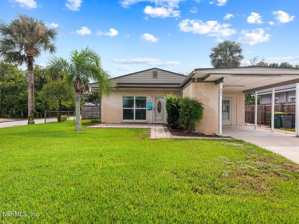 802 4TH Avenue N, Jacksonville Beach, FL 32250