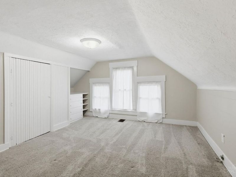 1947 Mears Avenue, Cincinnati, OH 45230 Photo 36