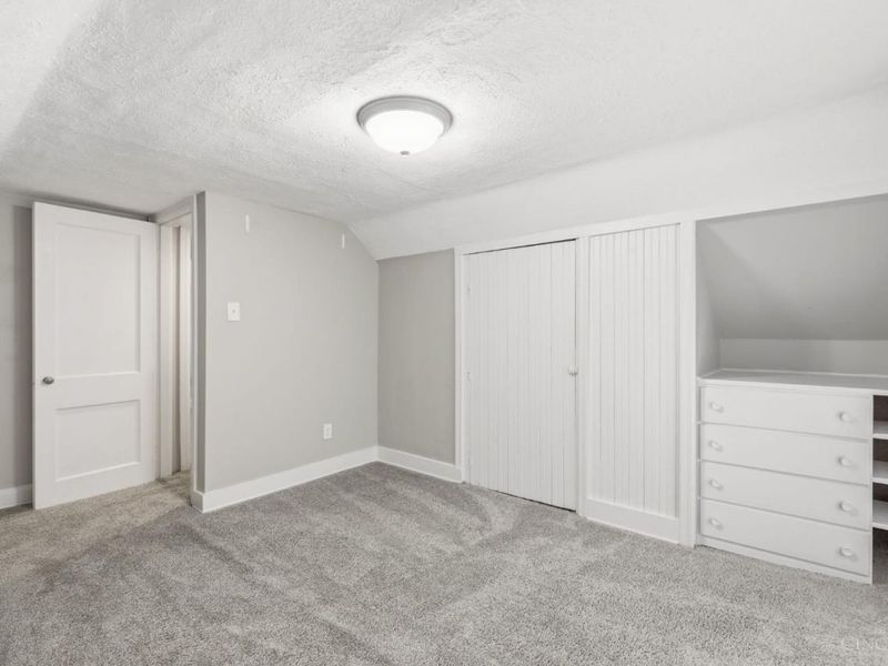 1947 Mears Avenue, Cincinnati, OH 45230 Photo 37