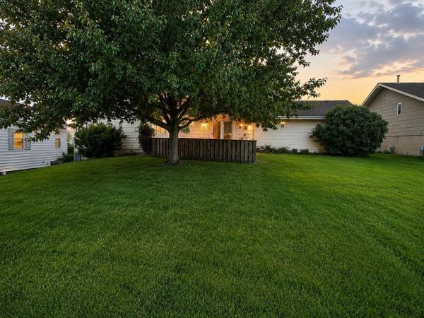 16116 arbor Court, Omaha, NE 68130