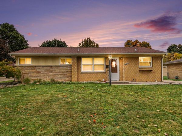 1532 Mayfield Avenue NE, Grand Rapids, MI 49505