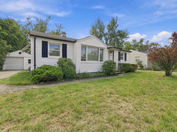 29209 Morlock Street, Livonia, MI 48152