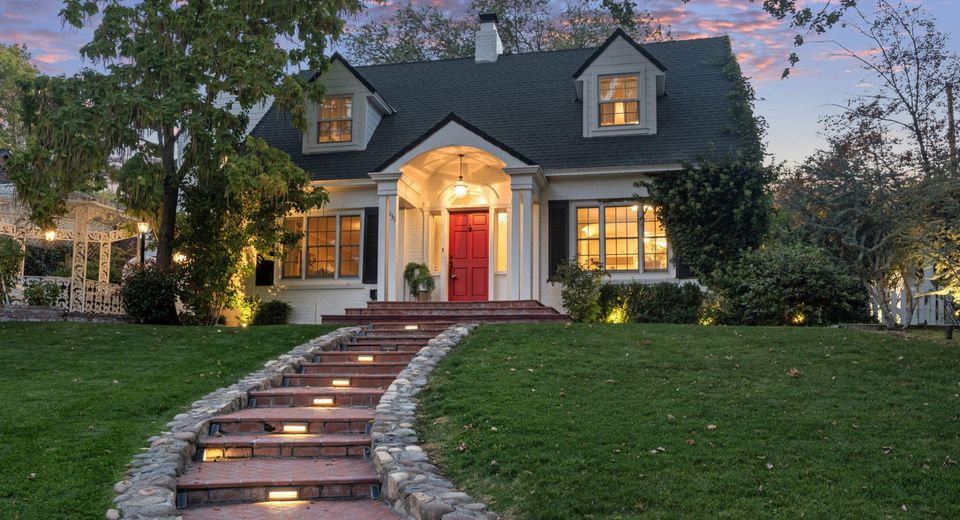 131 Mark Twain Avenue, Reno, NV 89509 Photo