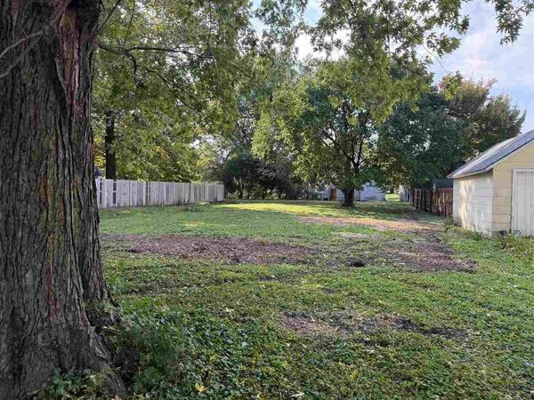 N 5th Ave, Washington, IA 52327
