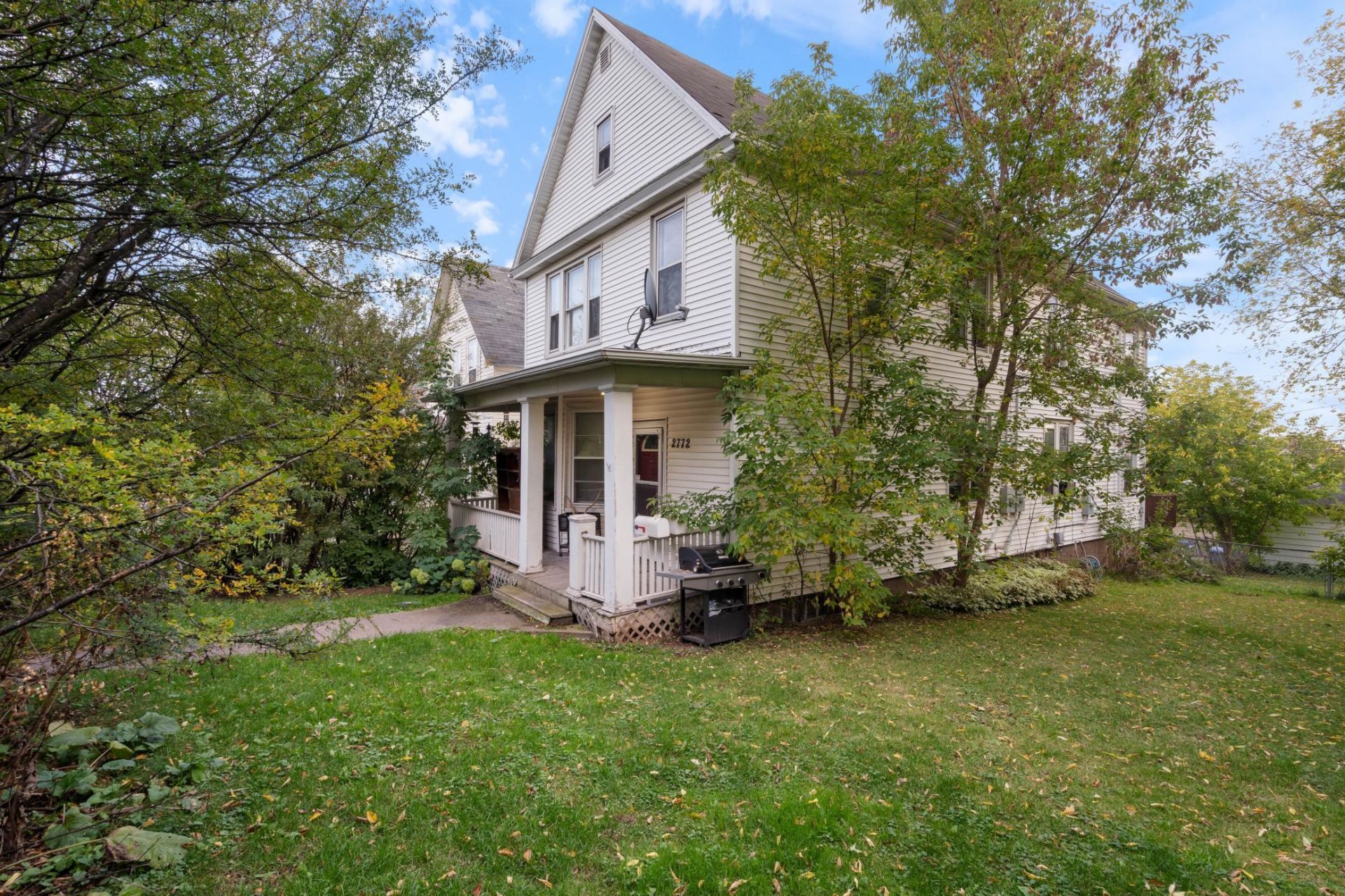 2772 Wellington Street, Duluth, MN 55806 Main Photo