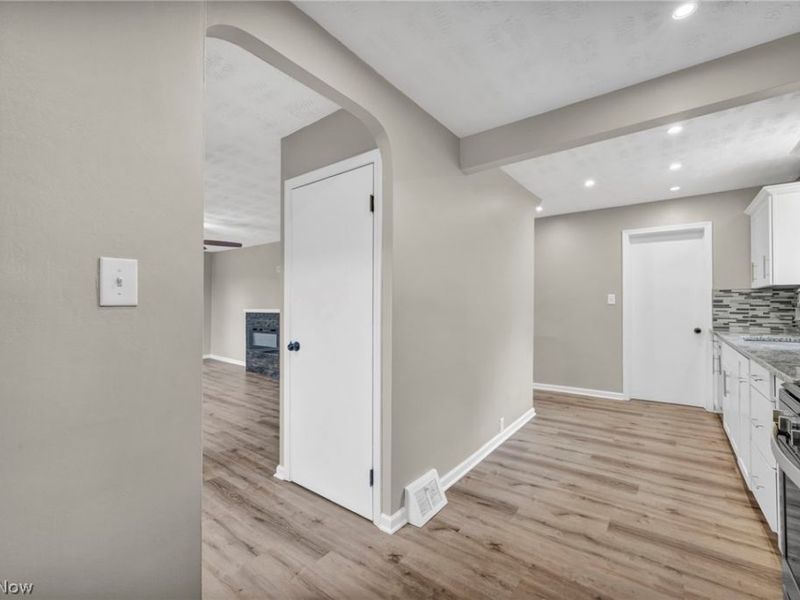 7623 Macedonia Road, Oakwood, OH 44146 Photo 16