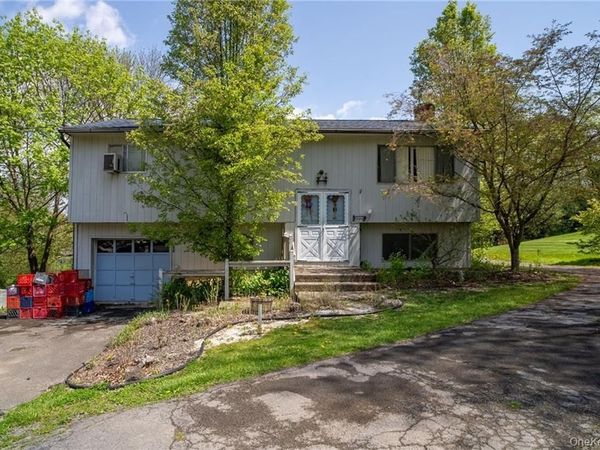 52 Surrey Road , Chester, NY 10918