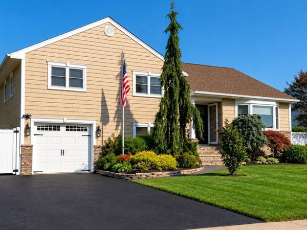 3681 Richard Lane, Wantagh, NY 11793