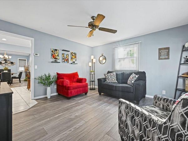 980 Washington Avenue , Westbury, NY 11590