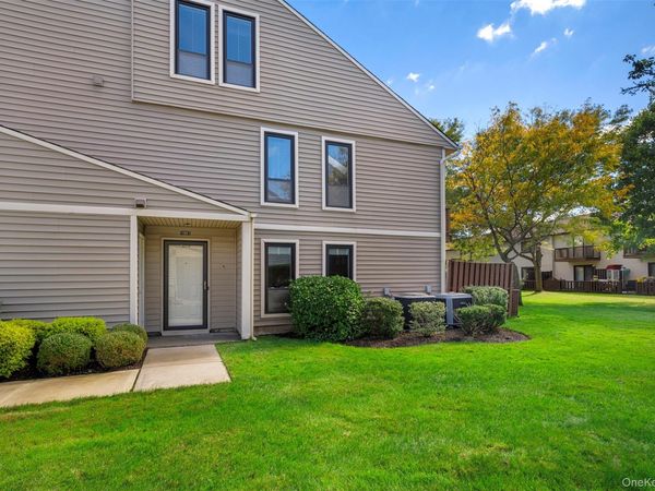 100 Daly Boulevard , Unit 1901, Oceanside, NY 11572