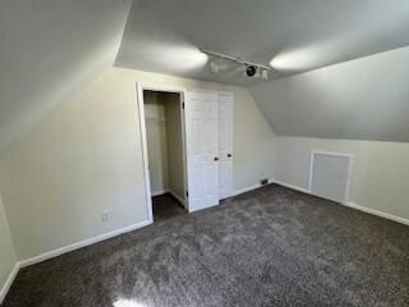 1610 Genoa Place , Columbus, OH 43227 Photo 16
