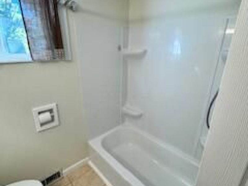 1610 Genoa Place , Columbus, OH 43227 Photo 17
