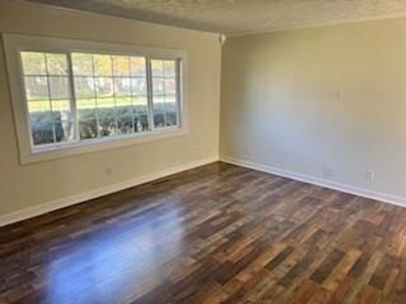 1610 Genoa Place , Columbus, OH 43227 Photo 7