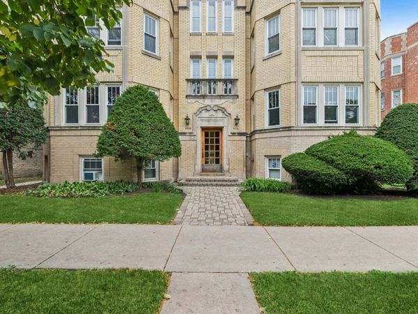 6436 N Damen Avenue , Unit 3N, Chicago, IL 60645