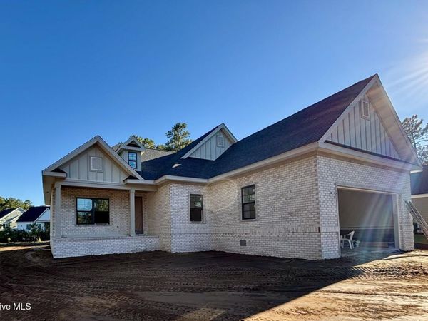 417 S Middleton Drive NW, Calabash, NC 28467