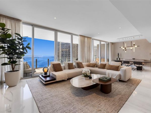 300 Biscayne Boulevard Way , Unit 3002E, Miami, FL 33131