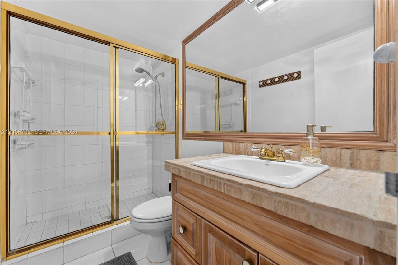 2030 S Ocean Dr , Unit 723, Hallandale Beach, FL 33009 Photo