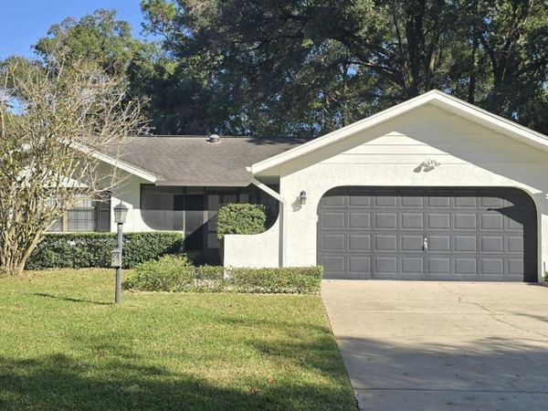 10605 SW 68 TERRACE , OCALA, FL 34476