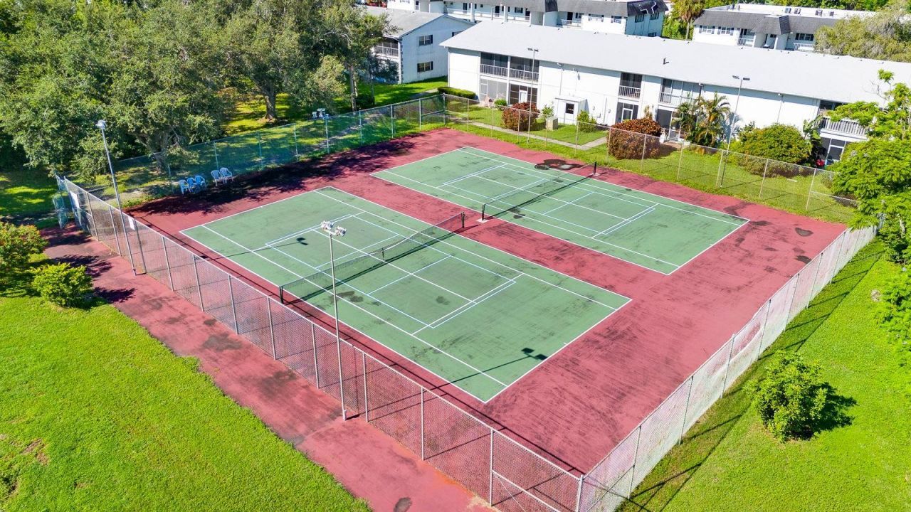 4516 3rd Street Circle W, Unit 533, Bradenton, FL 34207 Photo
