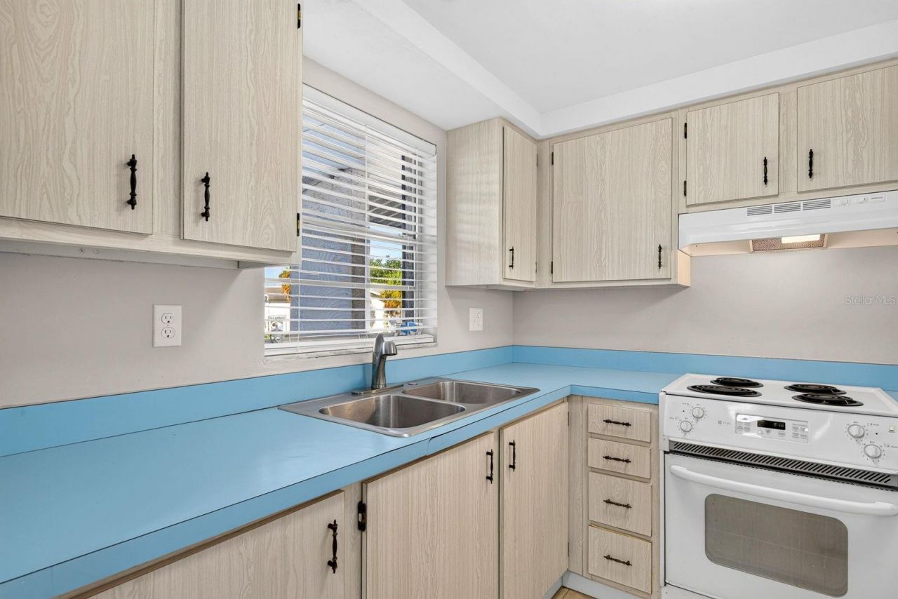 4516 3rd Street Circle W, Unit 533, Bradenton, FL 34207 Photo