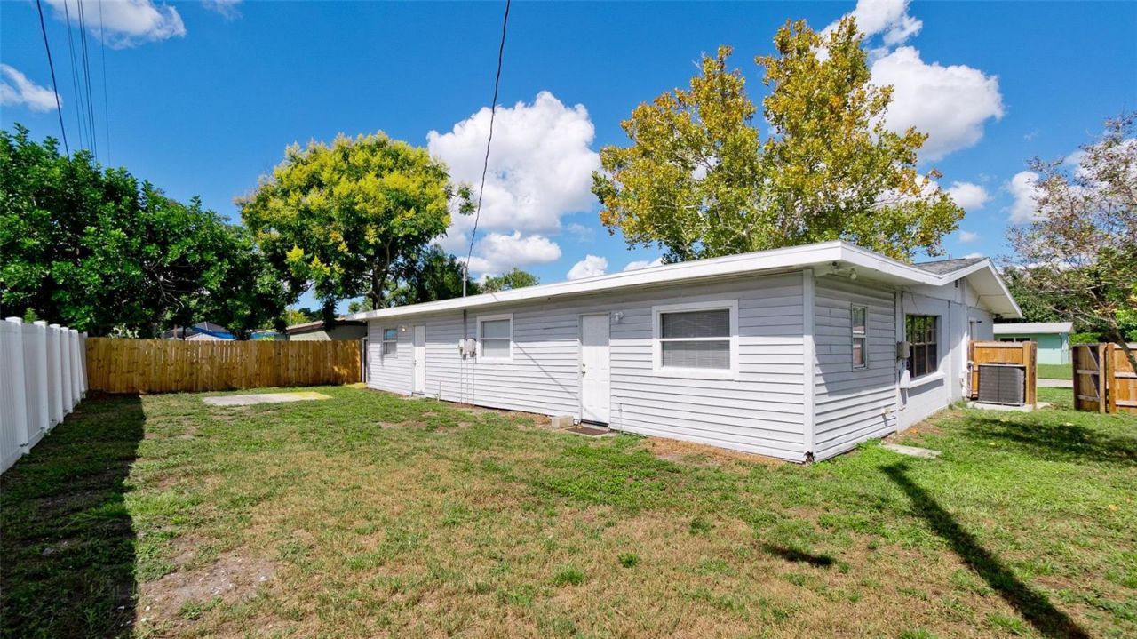 2205 24th Avenue W, Bradenton, FL 34205 Photo