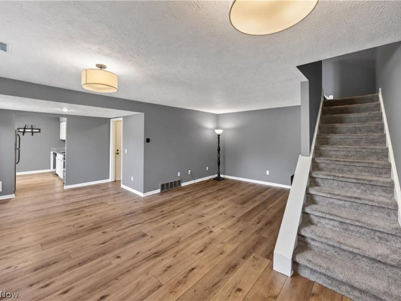 7373 Forsythia Lane, Northfield, OH 44067 Photo 5