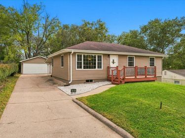 105 LOUISE Avenue, GLENWOOD, IA 51534