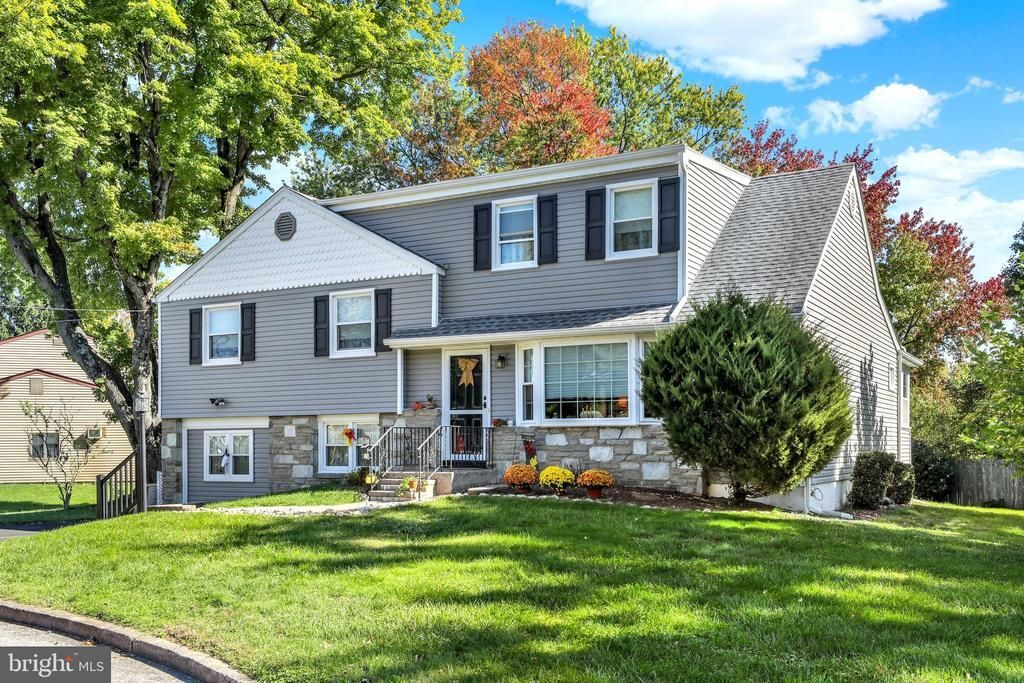 121 CLAYTON ROAD, HATBORO, PA 19040