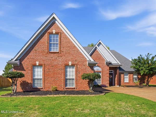 8903 Shellflower Drive, Southaven, MS 38671