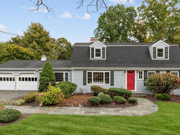 71 Bristers Hill Rd, Concord, MA 01742