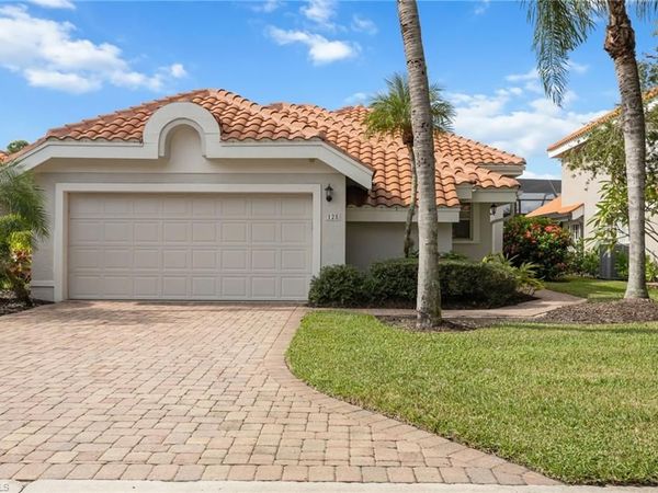 128 Napa Ridge WAY , NAPLES, FL 34119
