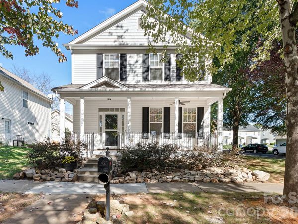 15404 Crossing Gate Drive, Cornelius, NC 28031