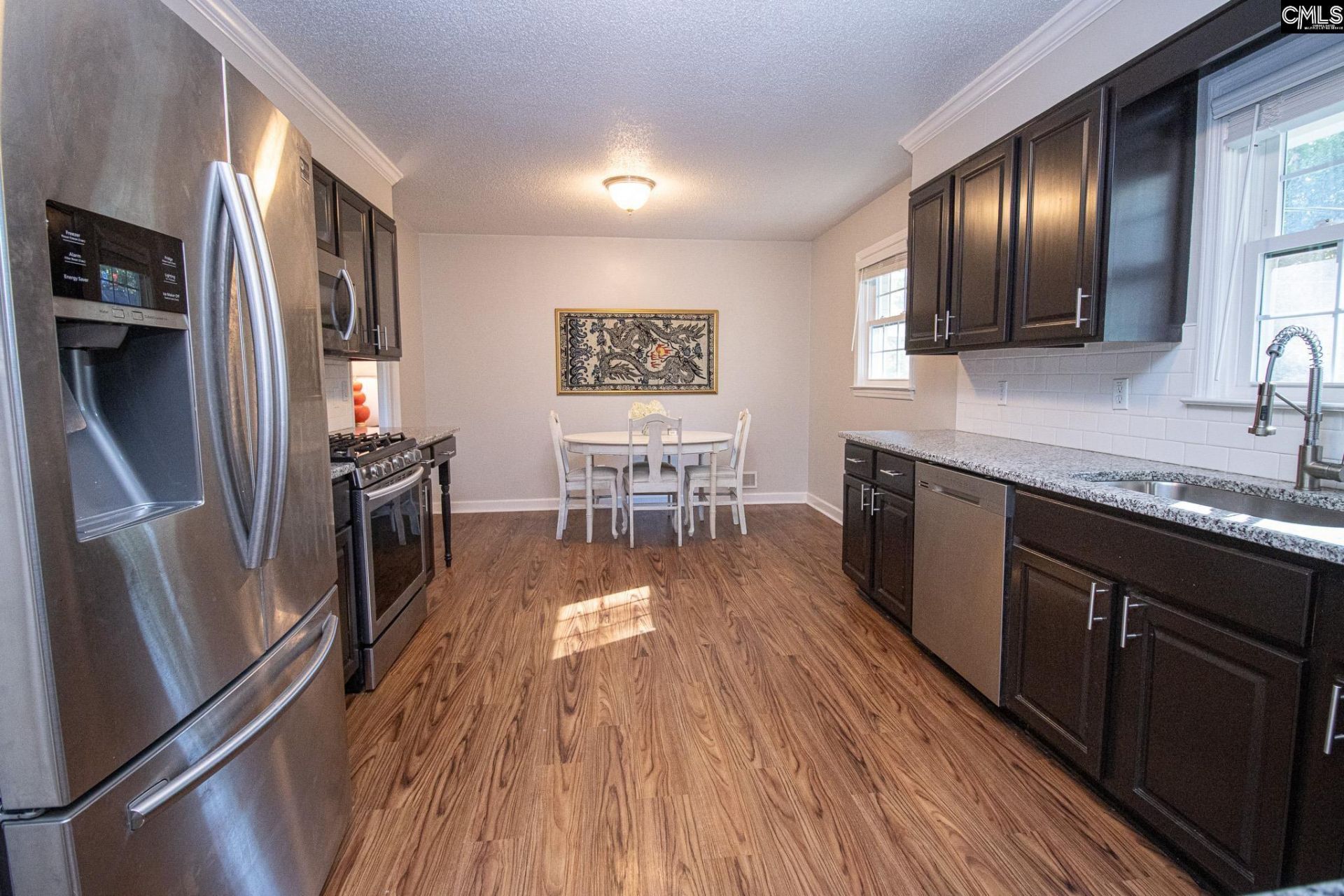 1521 Lonsford Drive  Photo 9