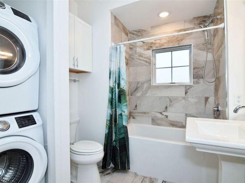 11609 Lake Avenue, Cleveland, OH 44102 Photo 14