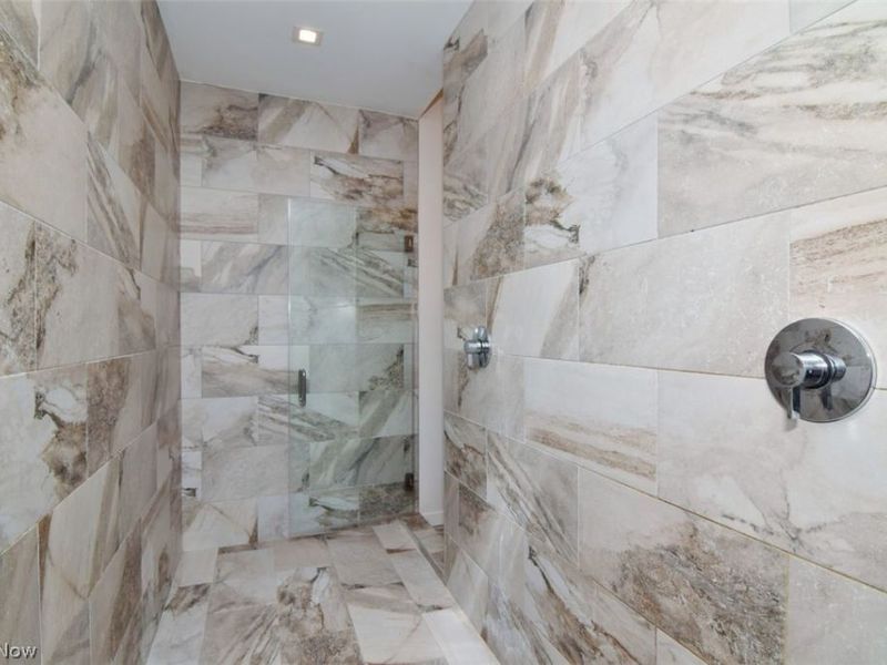 11609 Lake Avenue, Cleveland, OH 44102 Photo 16