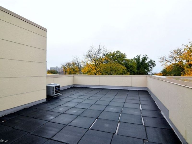 11609 Lake Avenue, Cleveland, OH 44102 Photo 26