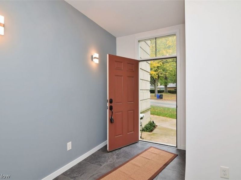 11609 Lake Avenue, Cleveland, OH 44102 Photo 3