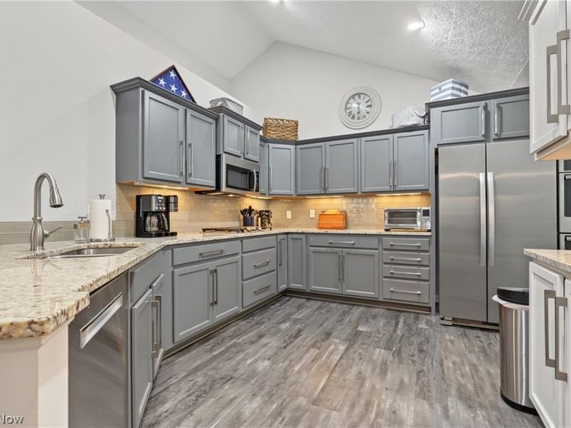 1938 Fairways Drive, Streetsboro, OH 44241 Photo 7