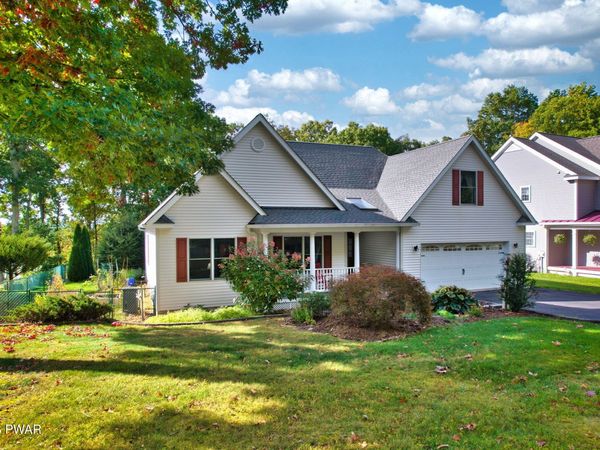 112 Hemlock Cove , Milford, PA 18337