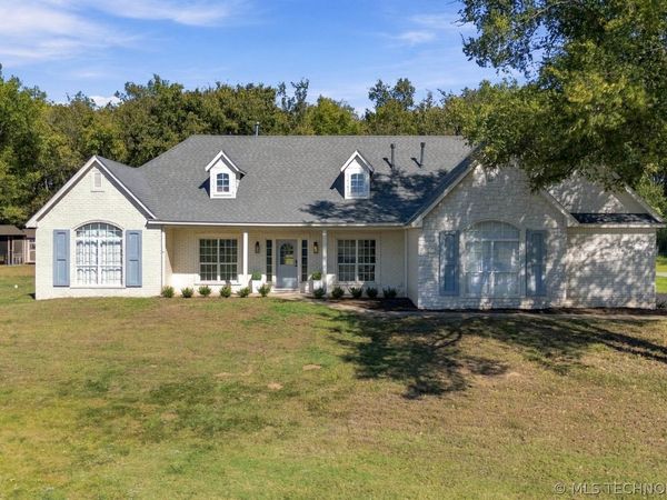 18660 Navajo Road , Claremore, OK 74017
