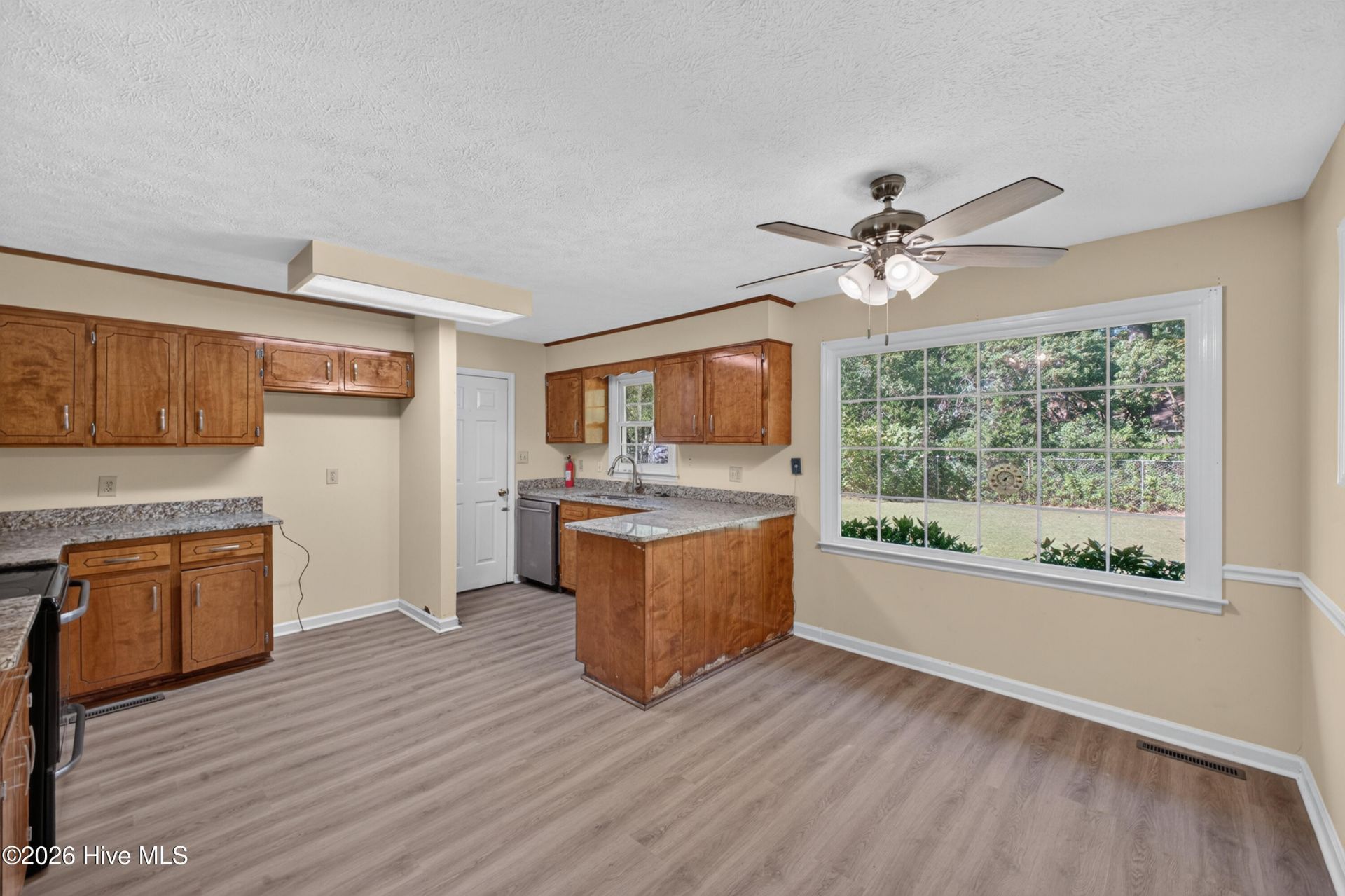 1720 Pine Log Road Photo 16