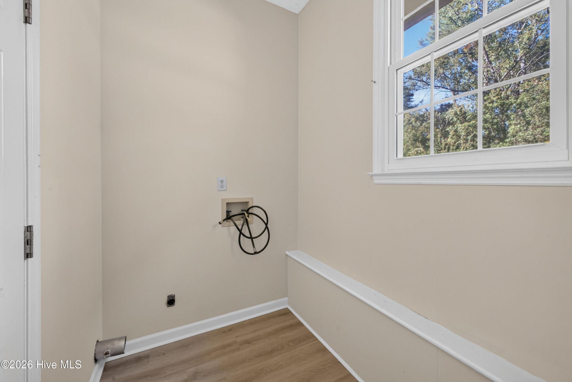 1720 Pine Log Road Photo 27