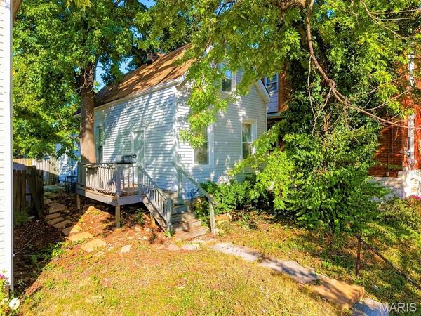 4711 Minnesota Avenue , St Louis, MO 63111