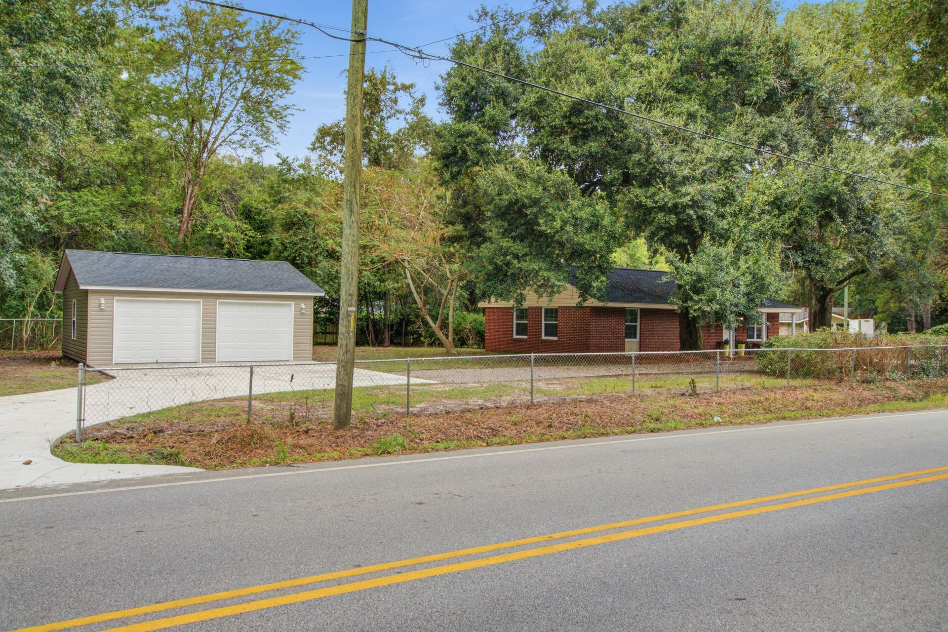 3285 Peyton Street Photo 33