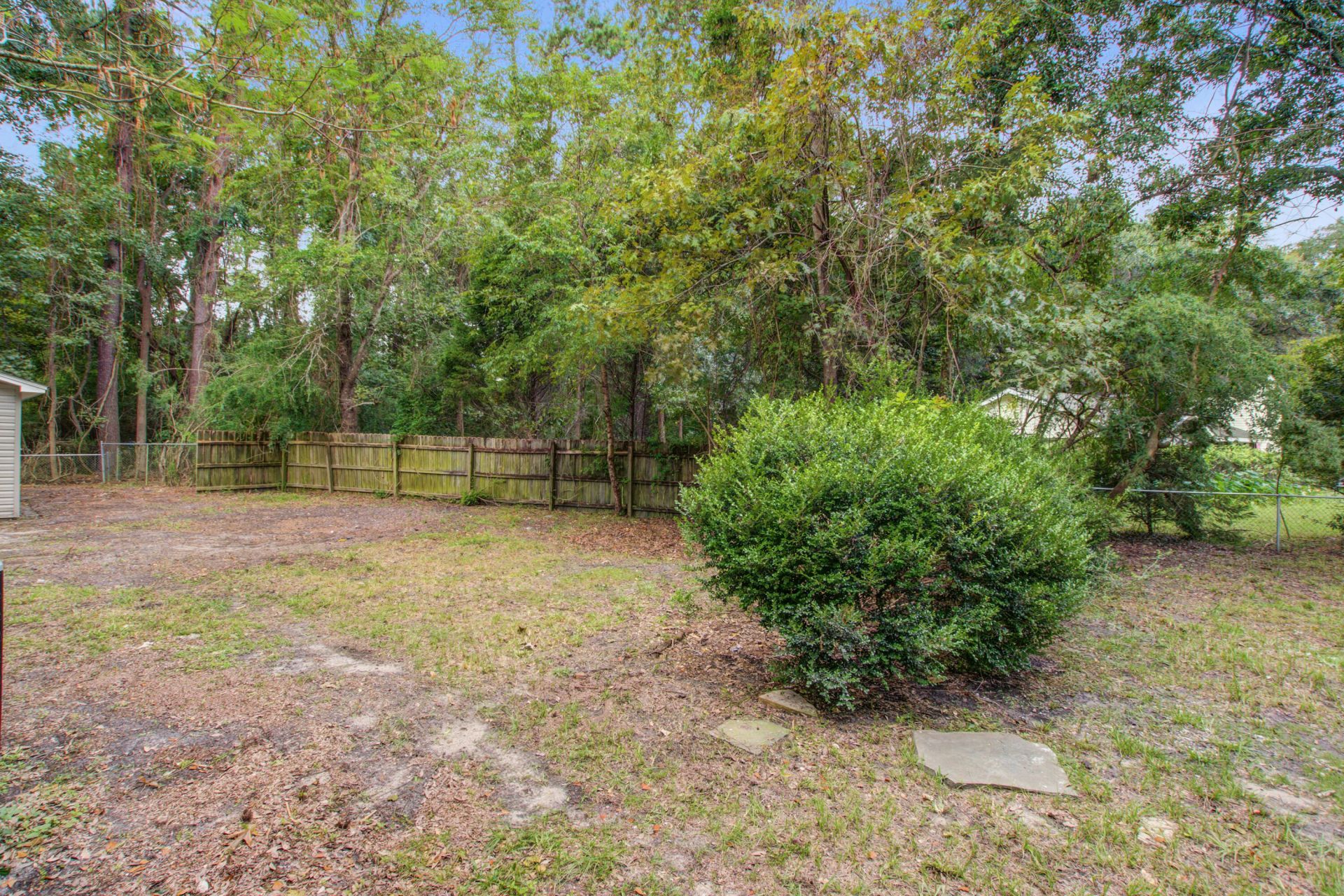 3285 Peyton Street Photo 38