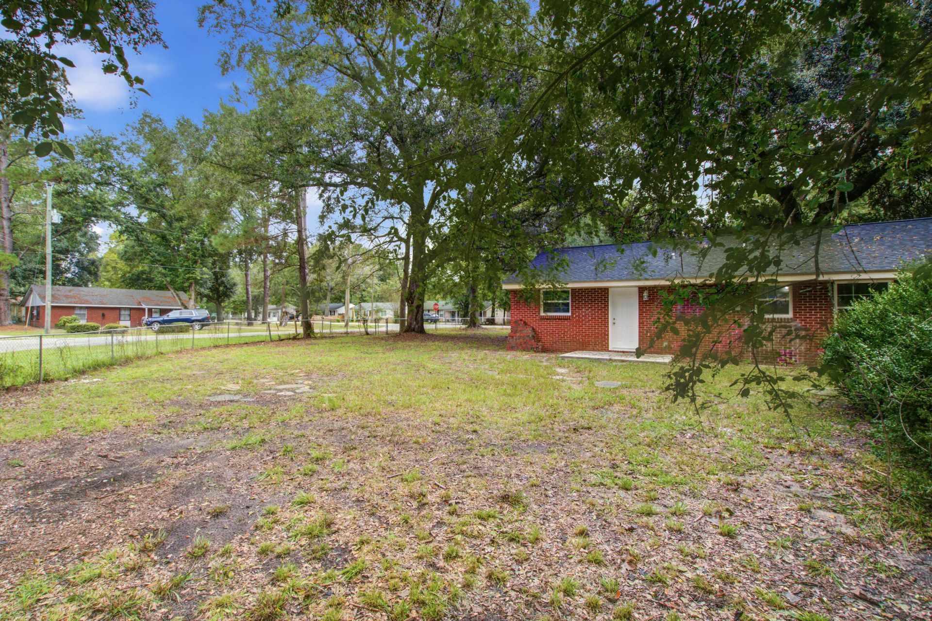 3285 Peyton Street Photo 39