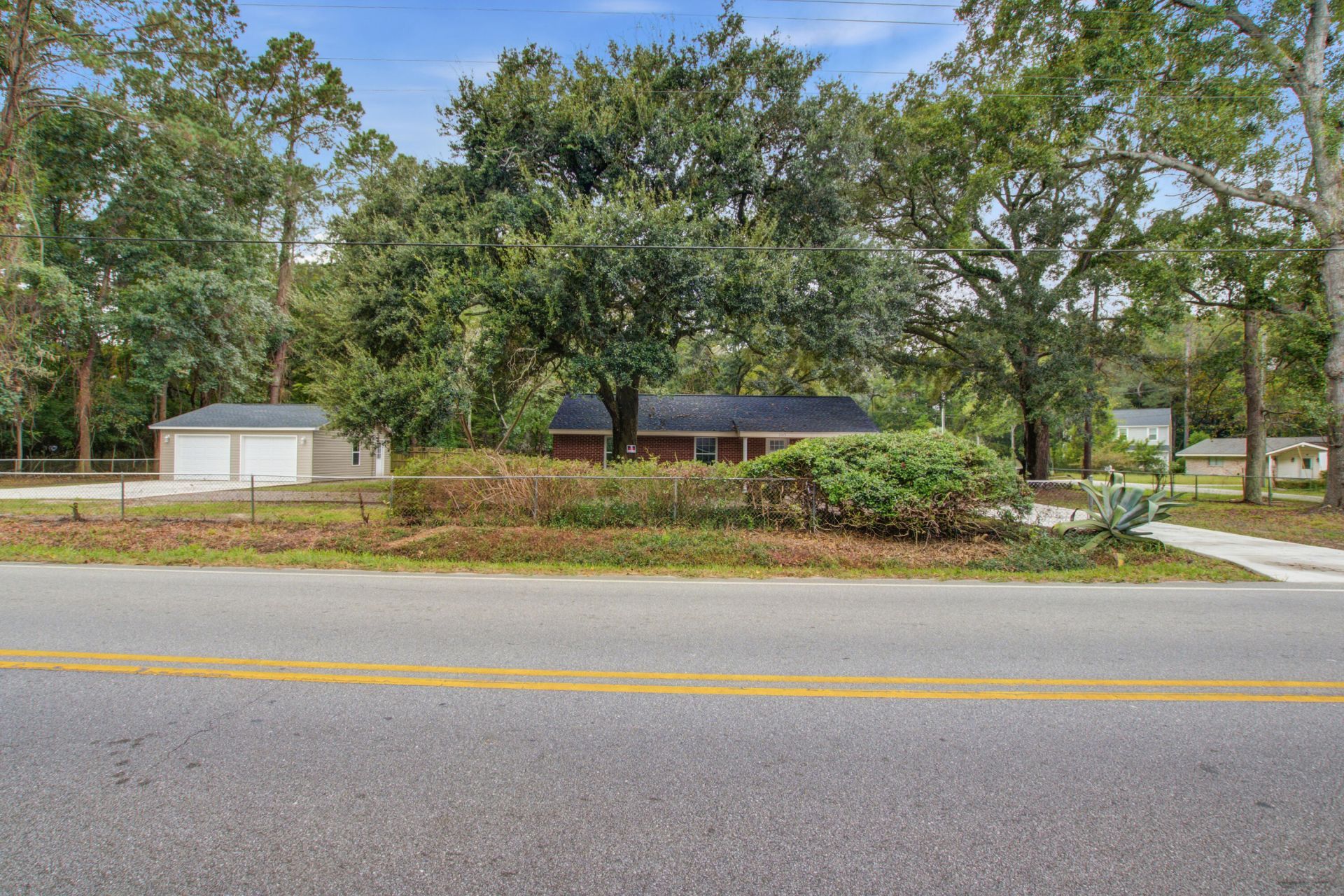 3285 Peyton Street Photo 44