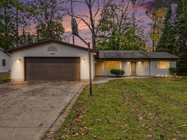 129 Seneca Trail, Prudenville, MI 48651