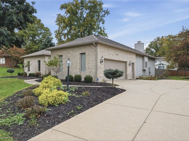 4609 Kingsrow Avenue NW, Canton, OH 44709 Photo 4