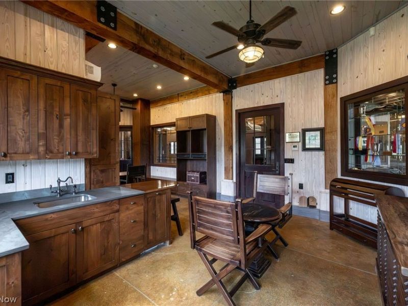 10190 N Girdle Road, Mesopotamia, OH 44062 Photo 19